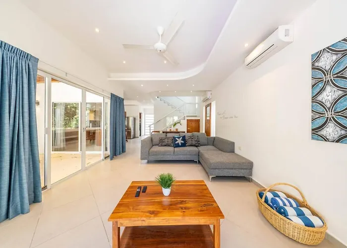 Villa Casa Kinam Chic 4br W Pool In La Veleta *