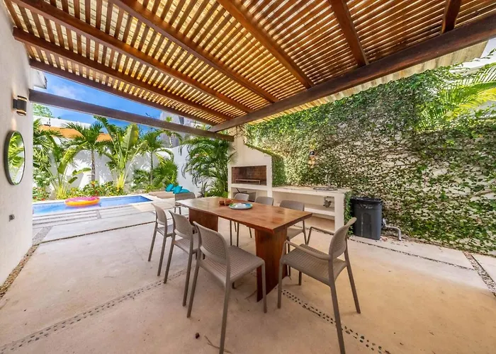 Casa Kinam Chic 4br W Pool In La Veleta Villa