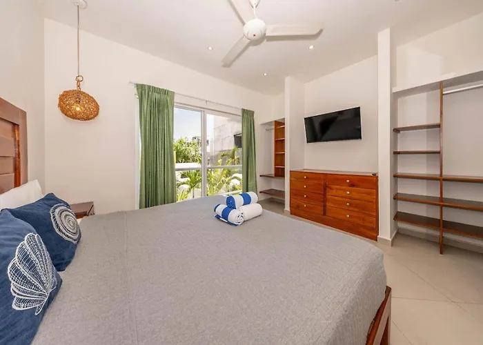 Casa Kinam Chic 4br W Pool In La Veleta Villa