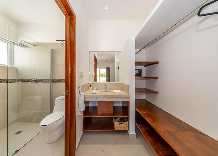 Casa Kinam Chic 4br W Pool In La Veleta Villa *