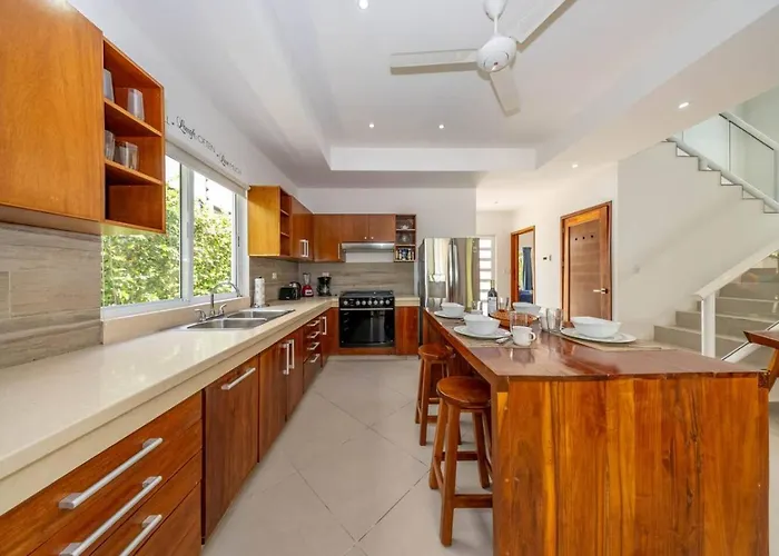 Villa Casa Kinam Chic 4br W Pool In La Veleta *